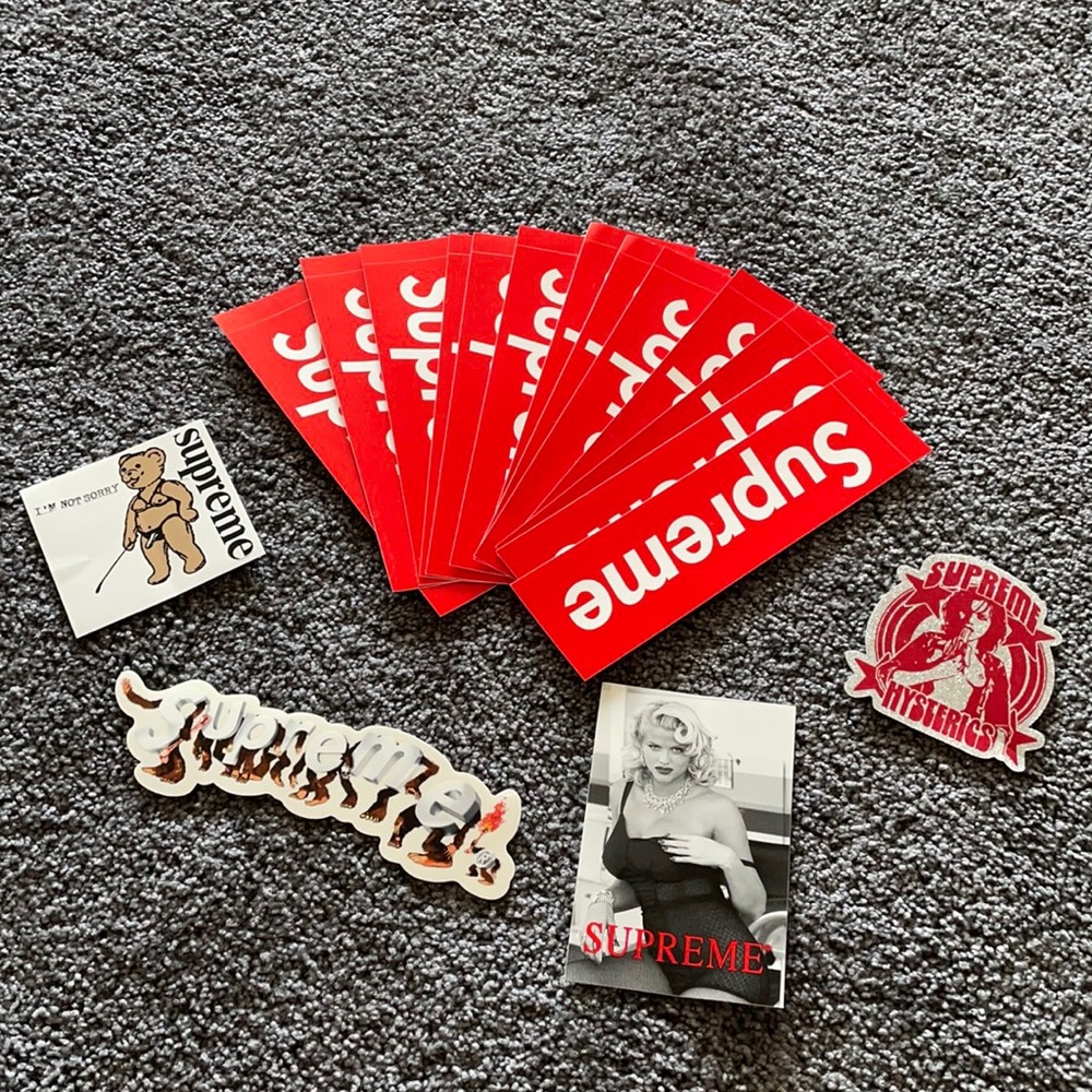 17 supreme sticker